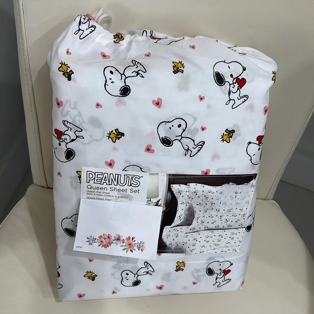 Peanuts nwt berkshire